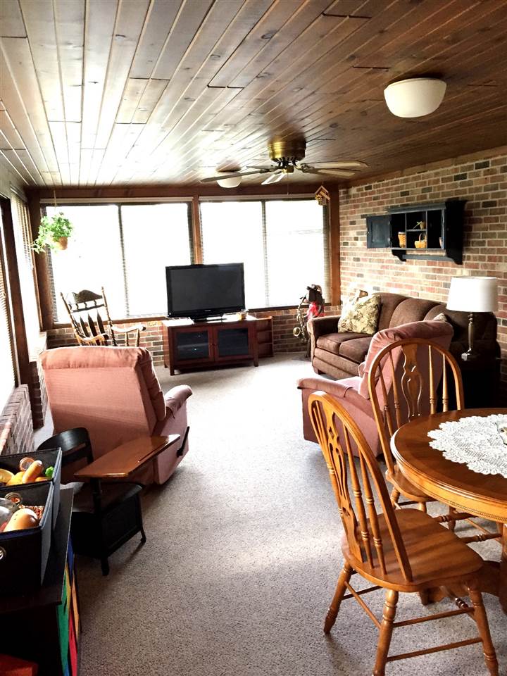202 E Fox, Wolcott, IN 47995 photo 11