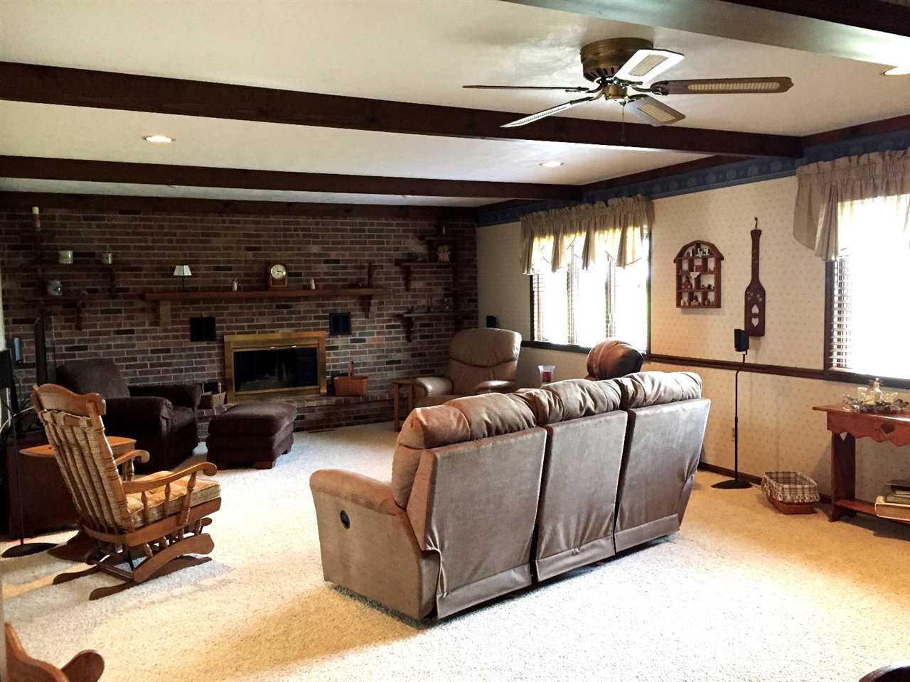 202 E Fox, Wolcott, IN 47995 photo 8