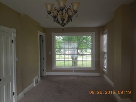 117 S Riverside Dr, Elkhart, IN 46514 photo 3