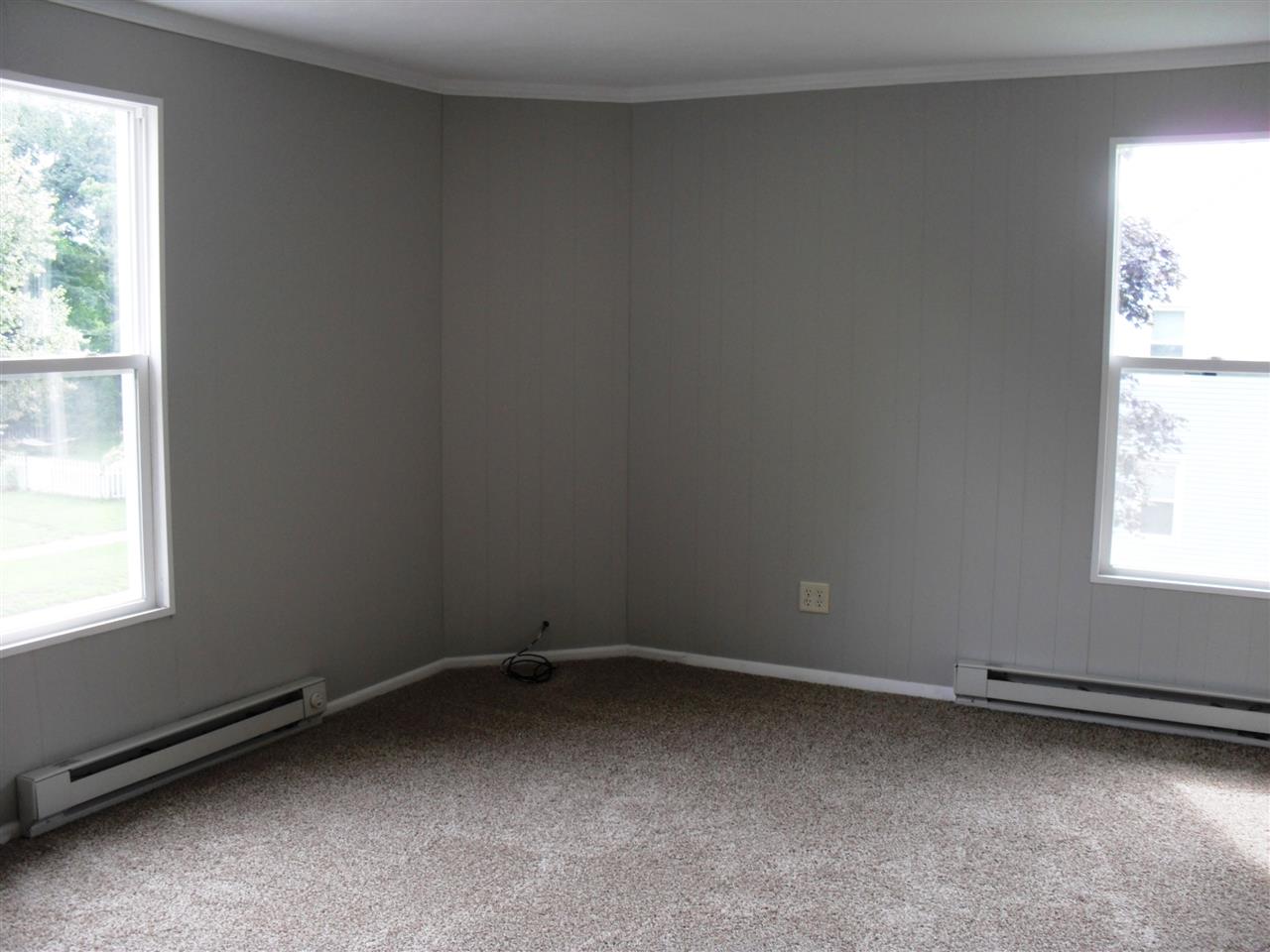 1027 Edwardsburg Ave, Elkhart, IN 46514 photo 19