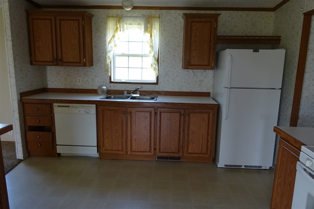 3271 Adele Dr, Rochester, IN 46975 photo 4