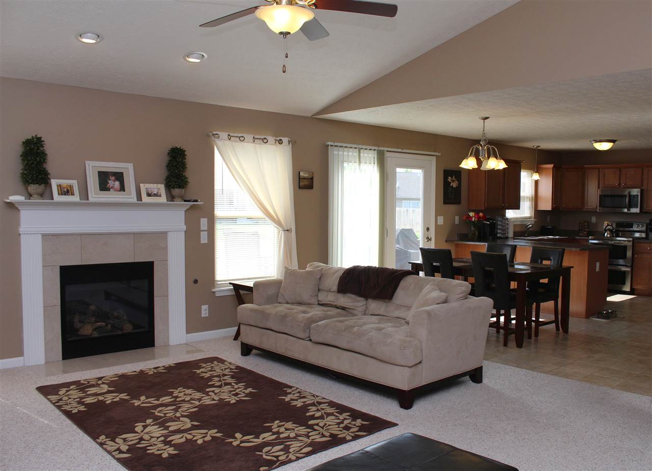 3906 Rushgrove Dr, Lafayette, IN 47909 photo 3