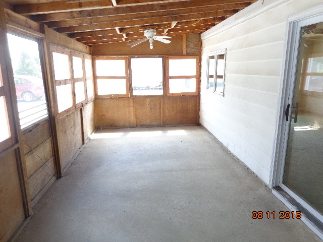 1737 Park St, Huntington, IN 46750 photo 17