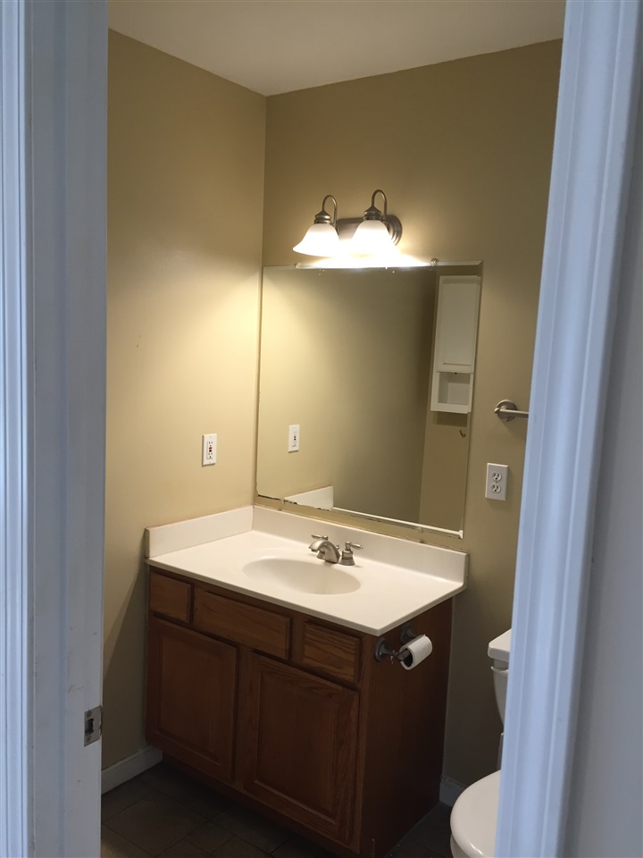 675 Overbrook Dr, Jasper, IN 47546 photo 5