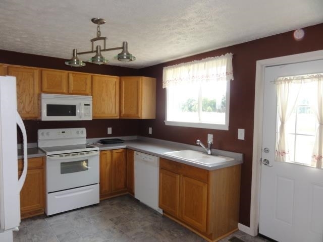 7082 E 460 N, Camden, IN 46917 photo 5