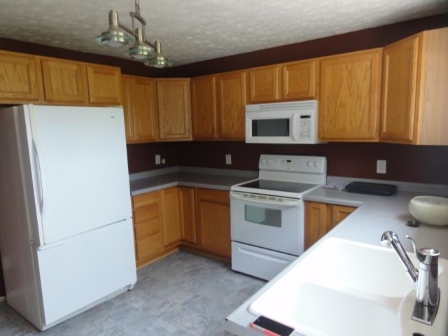 7082 E 460 N, Camden, IN 46917 photo 4