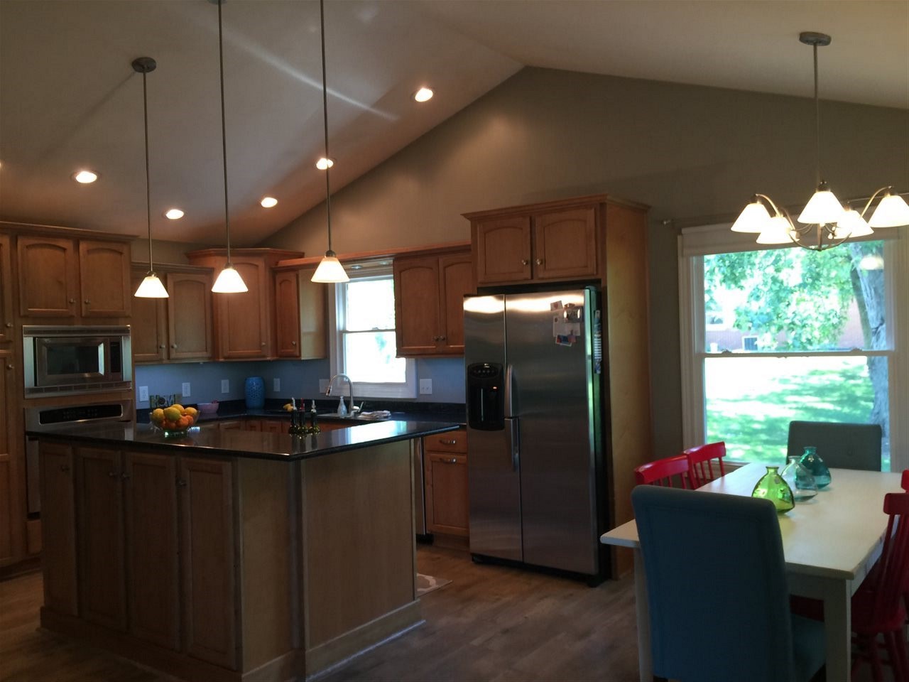 2065 S Parry Dr, Warsaw, IN 46580 photo 3