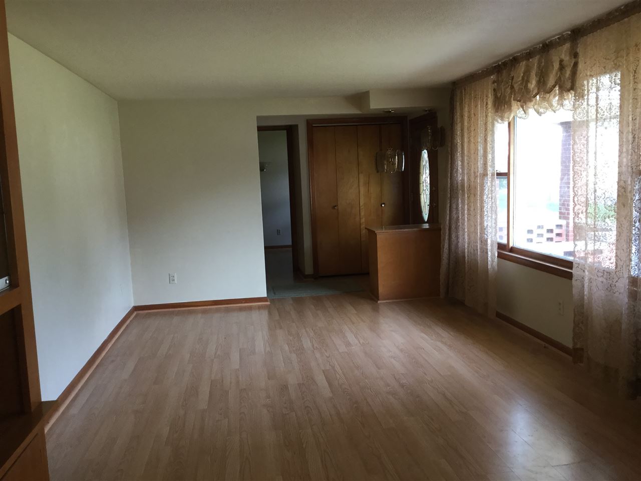558 Circle Dr, Fairmount, IN 46928 photo 9