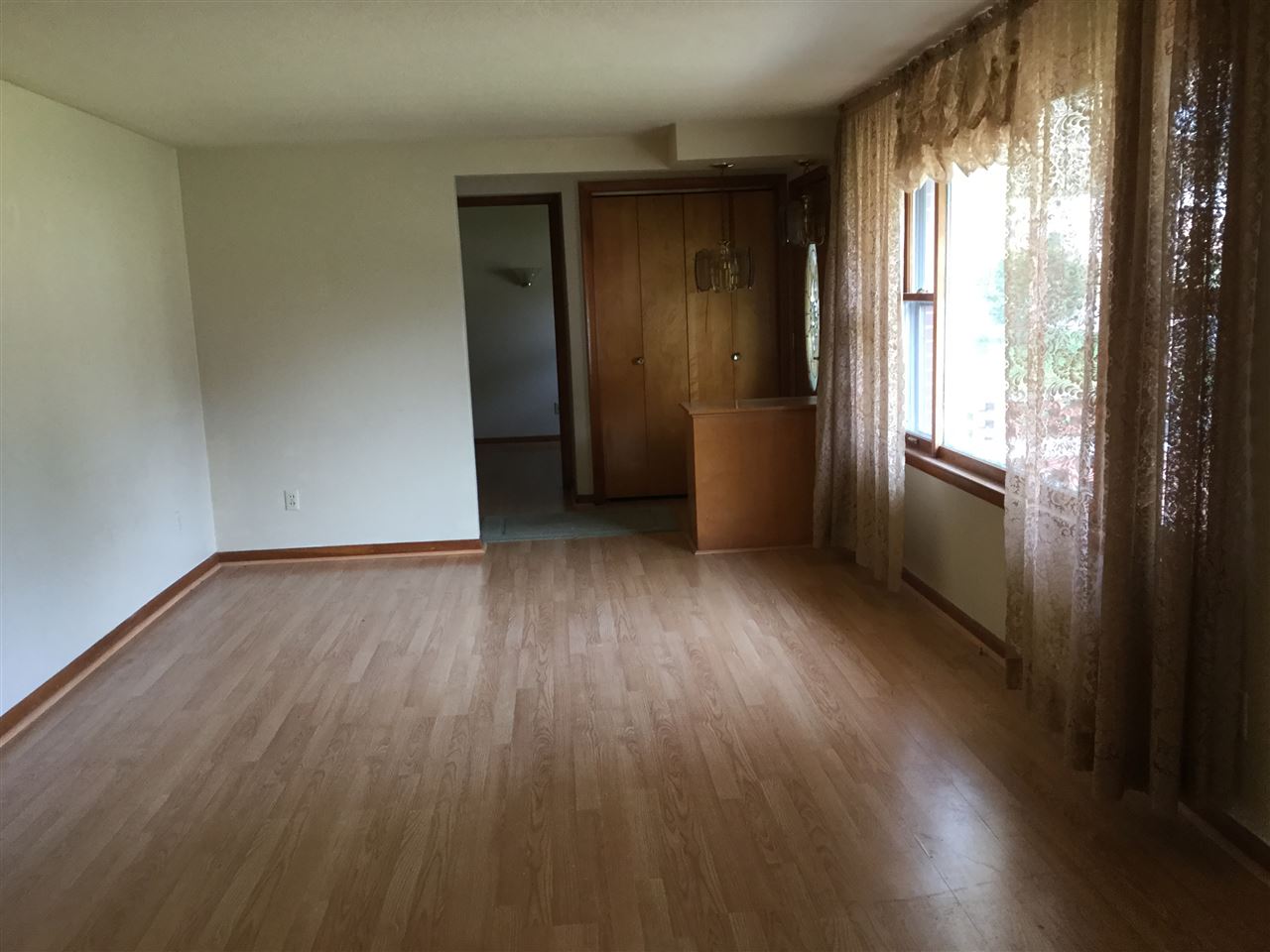 558 Circle Dr, Fairmount, IN 46928 photo 10