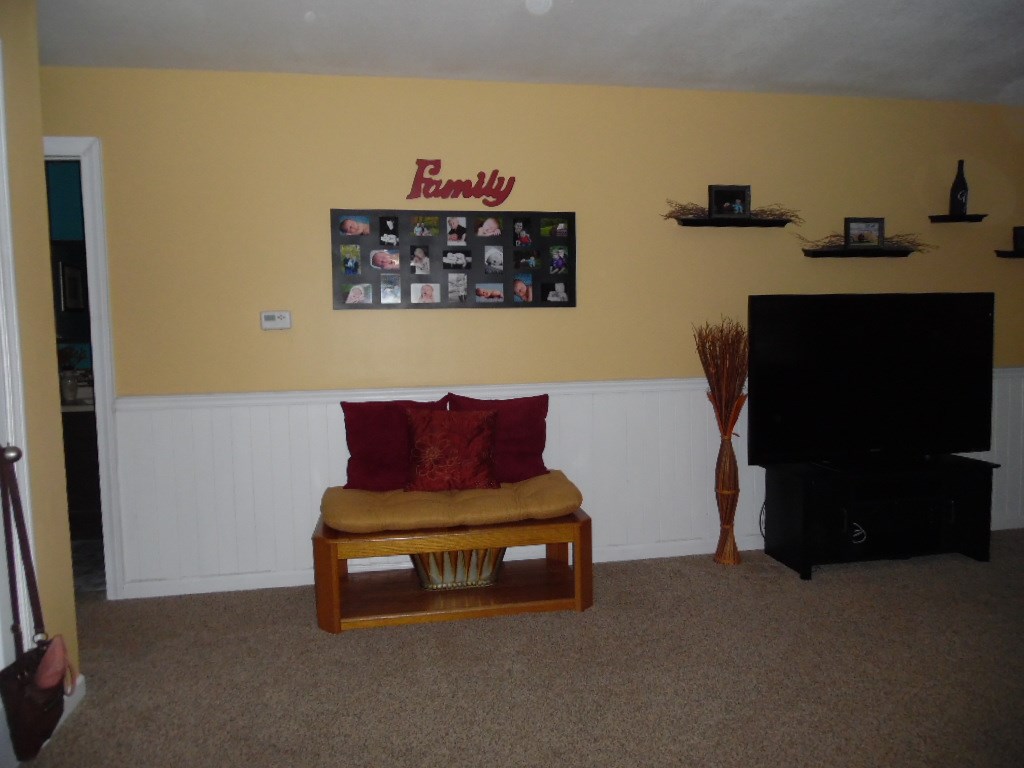 409 Woodcreek Dr, Ossian, IN 46777 photo 10