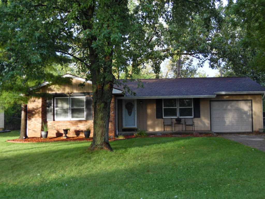 409 Woodcreek Dr, Ossian, IN 46777 photo 1