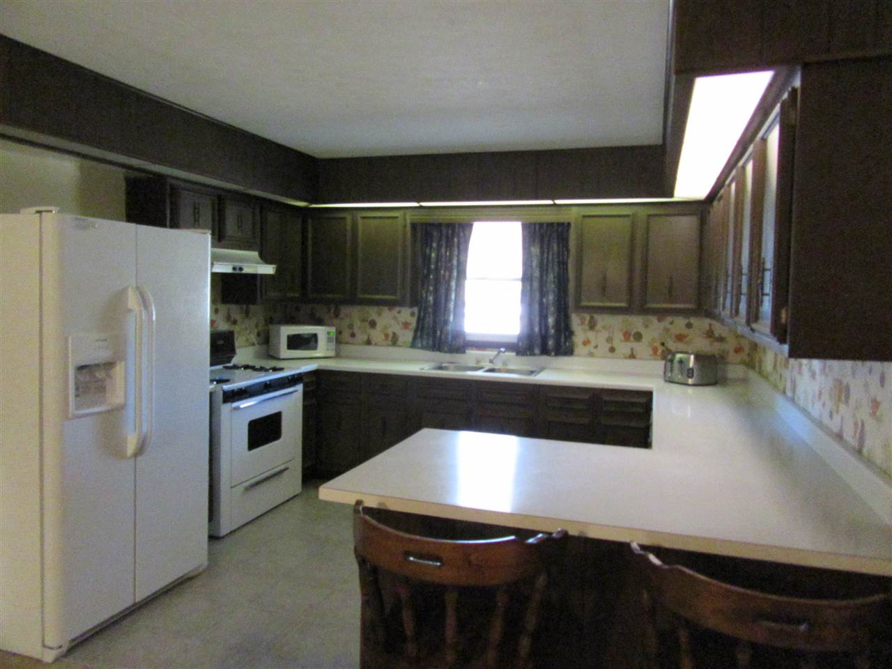 5425 S 300 W, Huntington, IN 46750 photo 2