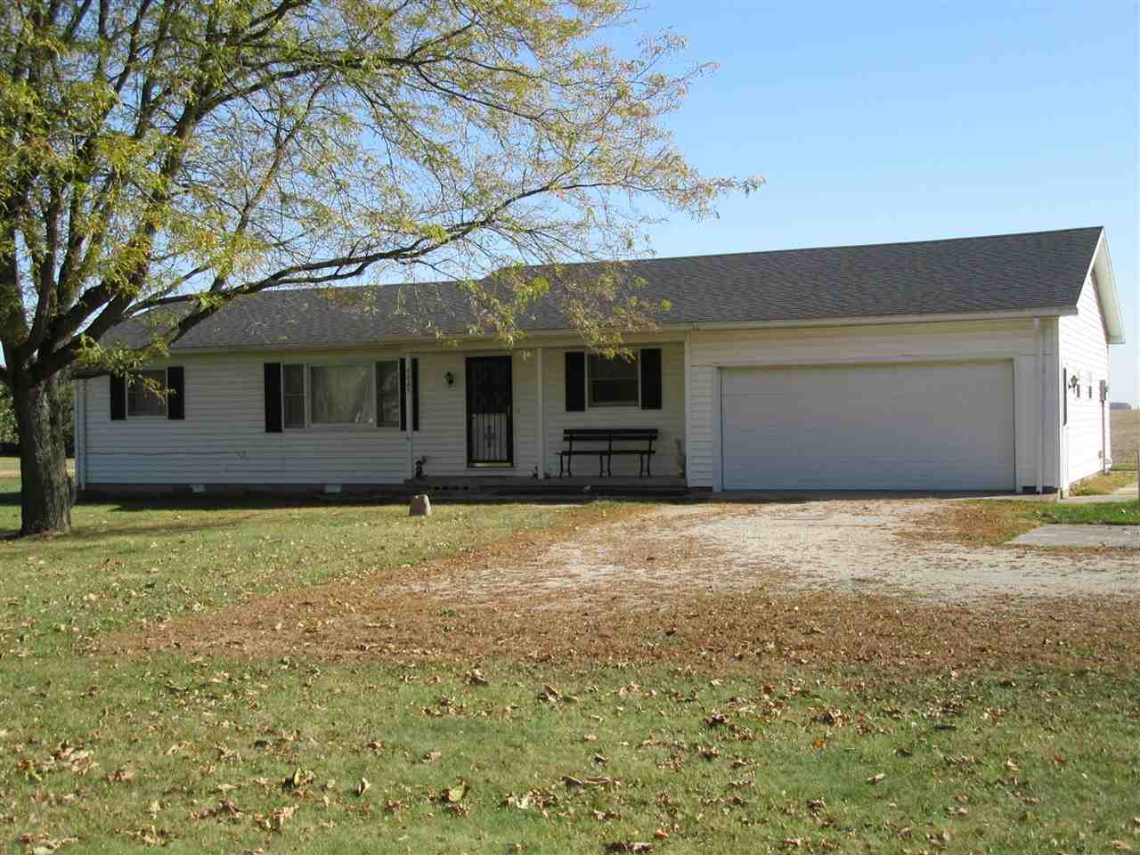 5425 S 300 W, Huntington, IN 46750 photo 1