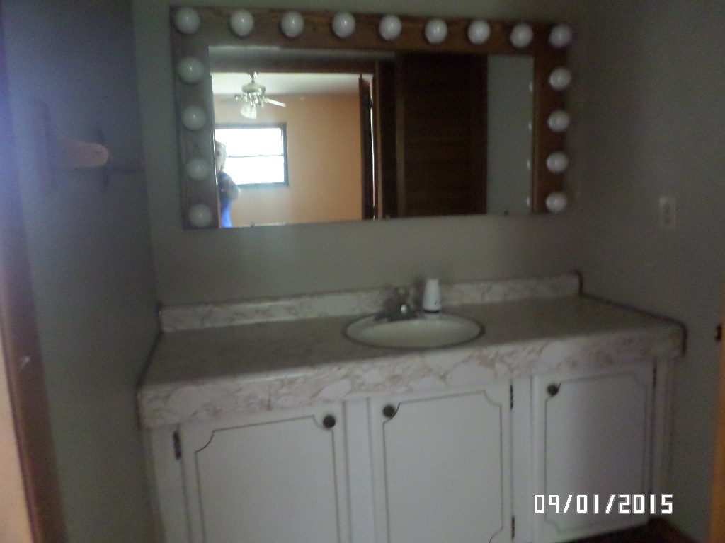 1409 W 300 N, Peru, IN 46970 photo 13
