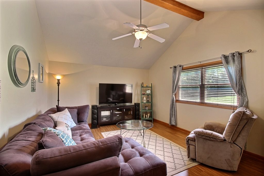 1912 E Gump Rd, Fort Wayne, IN 46845 photo 5