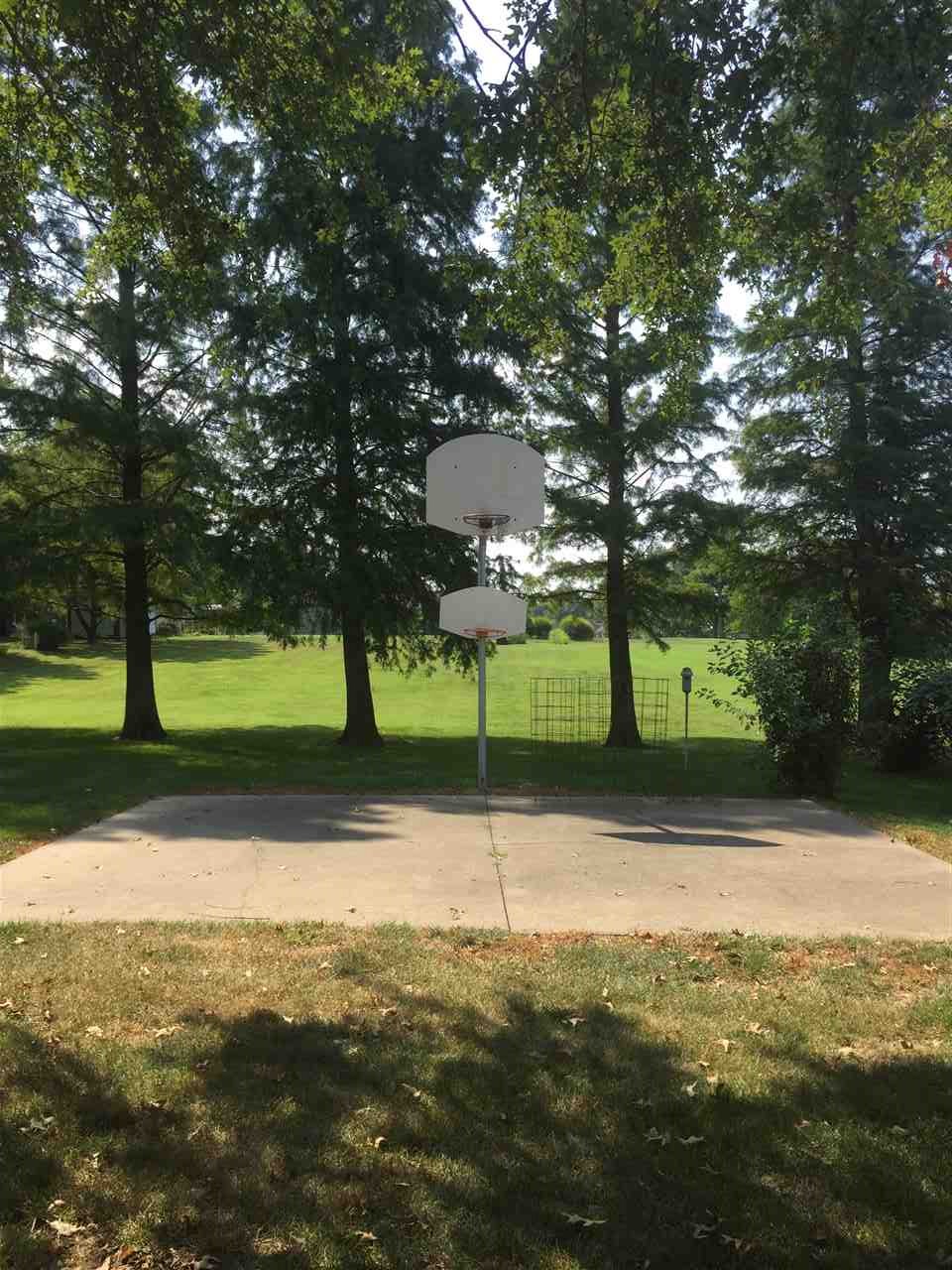 341 E 23rd St, Ferdinand, IN 47532 photo 9