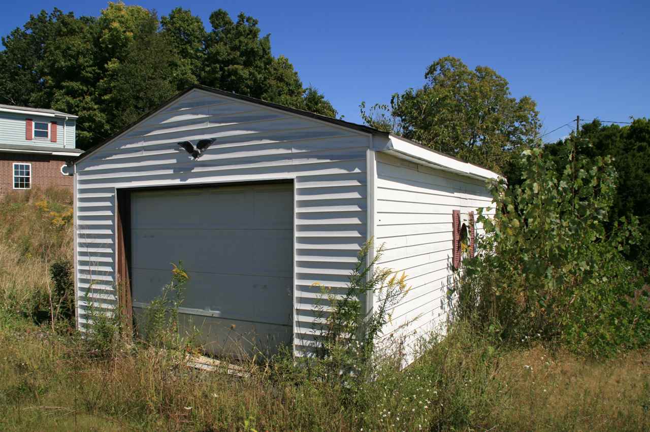 1056 E 250 S, Wabash, IN 46992 photo 3
