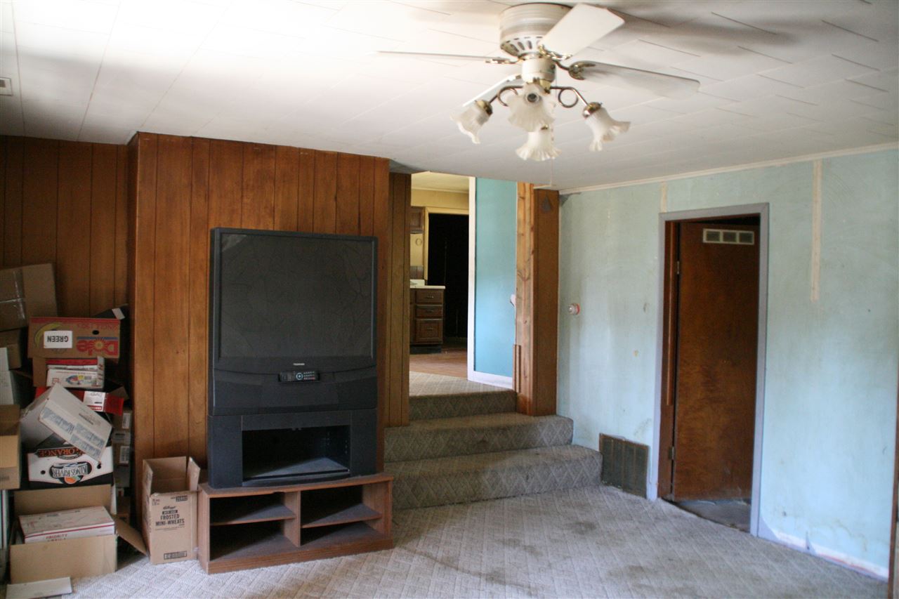 1056 E 250 S, Wabash, IN 46992 photo 12