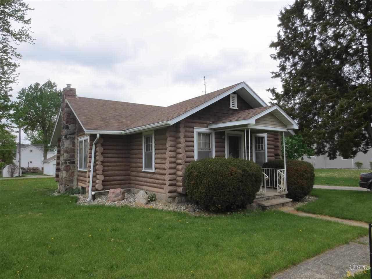 101 N Main St, Laotto, IN 46763 photo 1