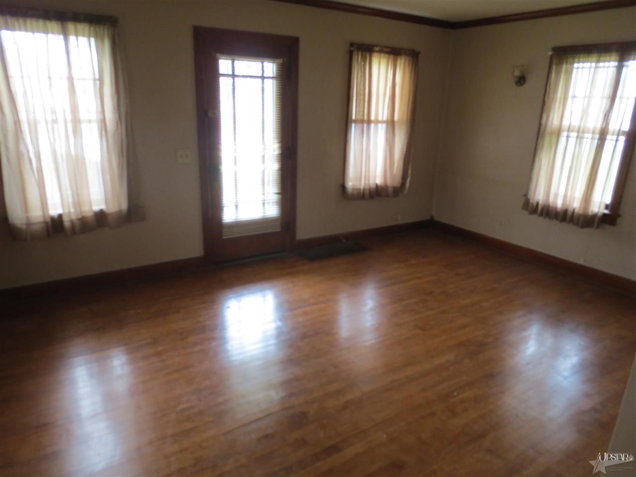 101 N Main St, Laotto, IN 46763 photo 6