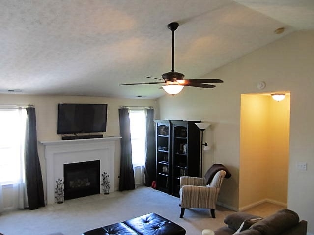 6400 Sayward Dr, Newburgh, IN 47630 photo 5