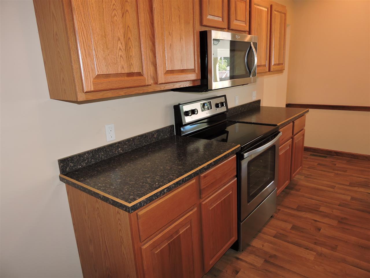 412 E Oak St, Boonville, IN 47601 photo 8
