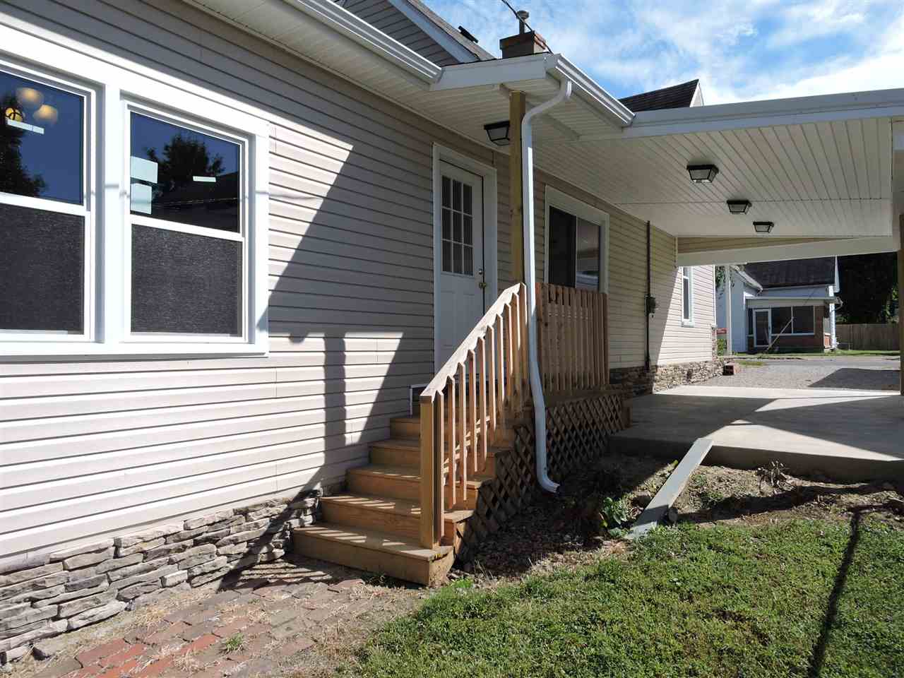 412 E Oak St, Boonville, IN 47601 photo 29