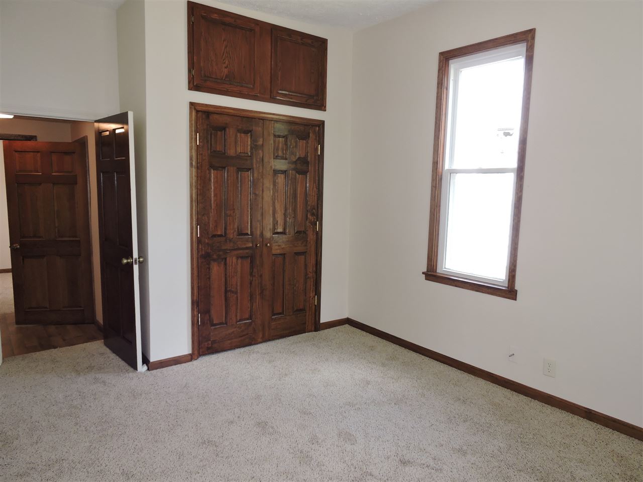 412 E Oak St, Boonville, IN 47601 photo 12