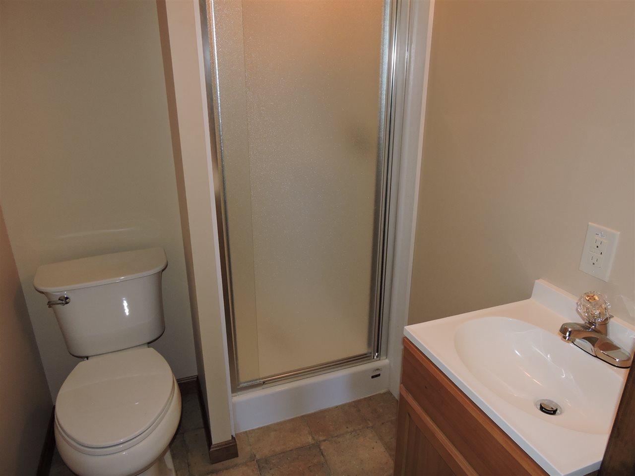 412 E Oak St, Boonville, IN 47601 photo 17