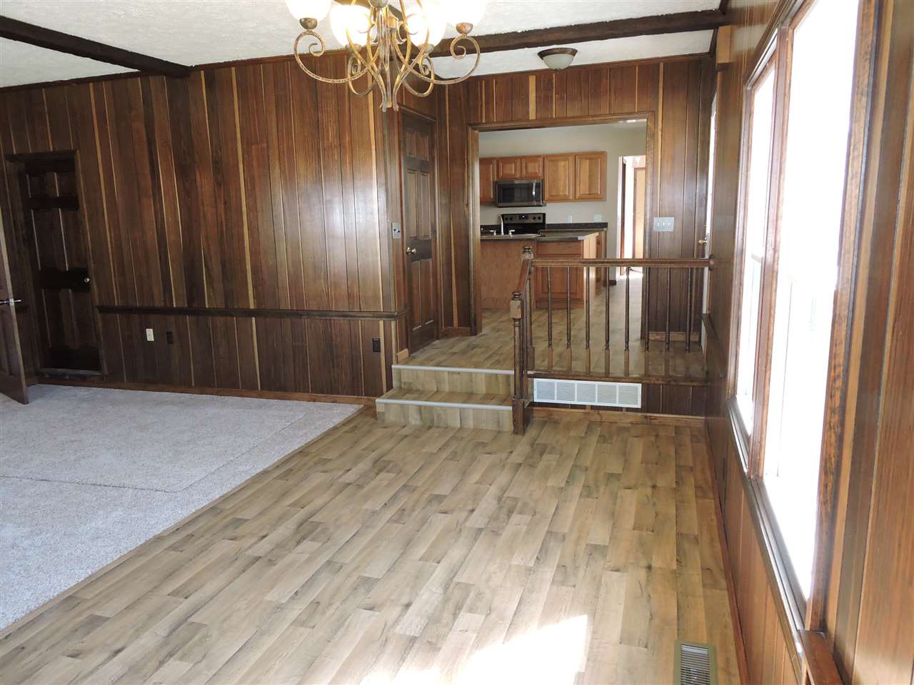 412 E Oak St, Boonville, IN 47601 photo 22