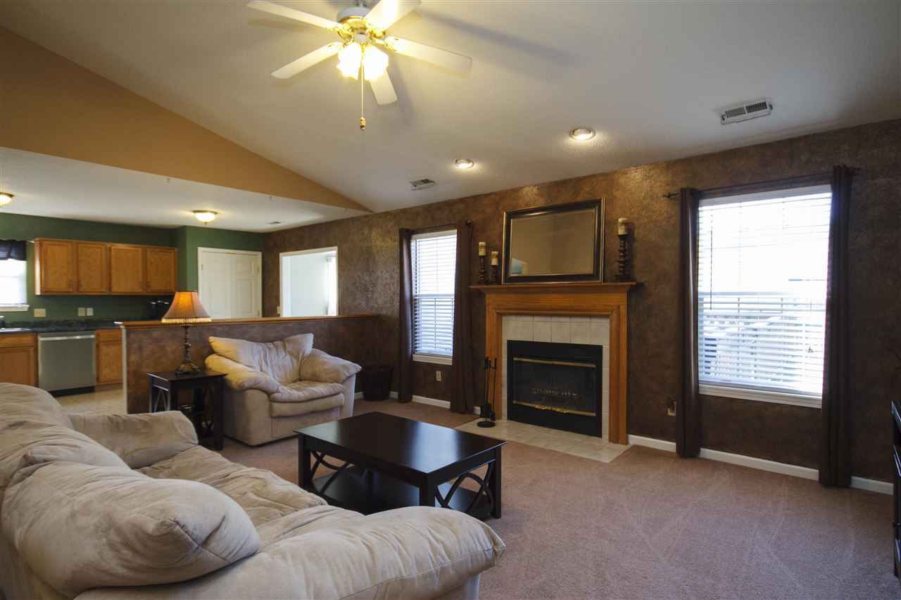 7922 Brixham Pl, Fort Wayne, IN 46835 photo 5