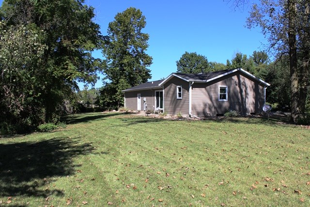 2307 S Southwood Dr, Warsaw, IN 46580 photo 19