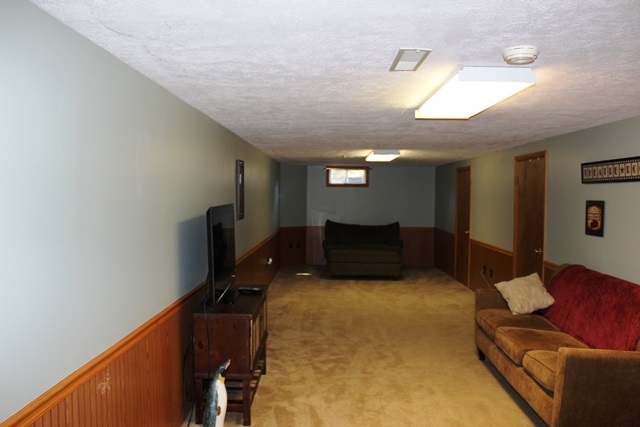 2307 S Southwood Dr, Warsaw, IN 46580 photo 14