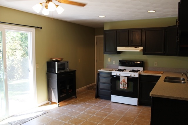 2307 S Southwood Dr, Warsaw, IN 46580 photo 5