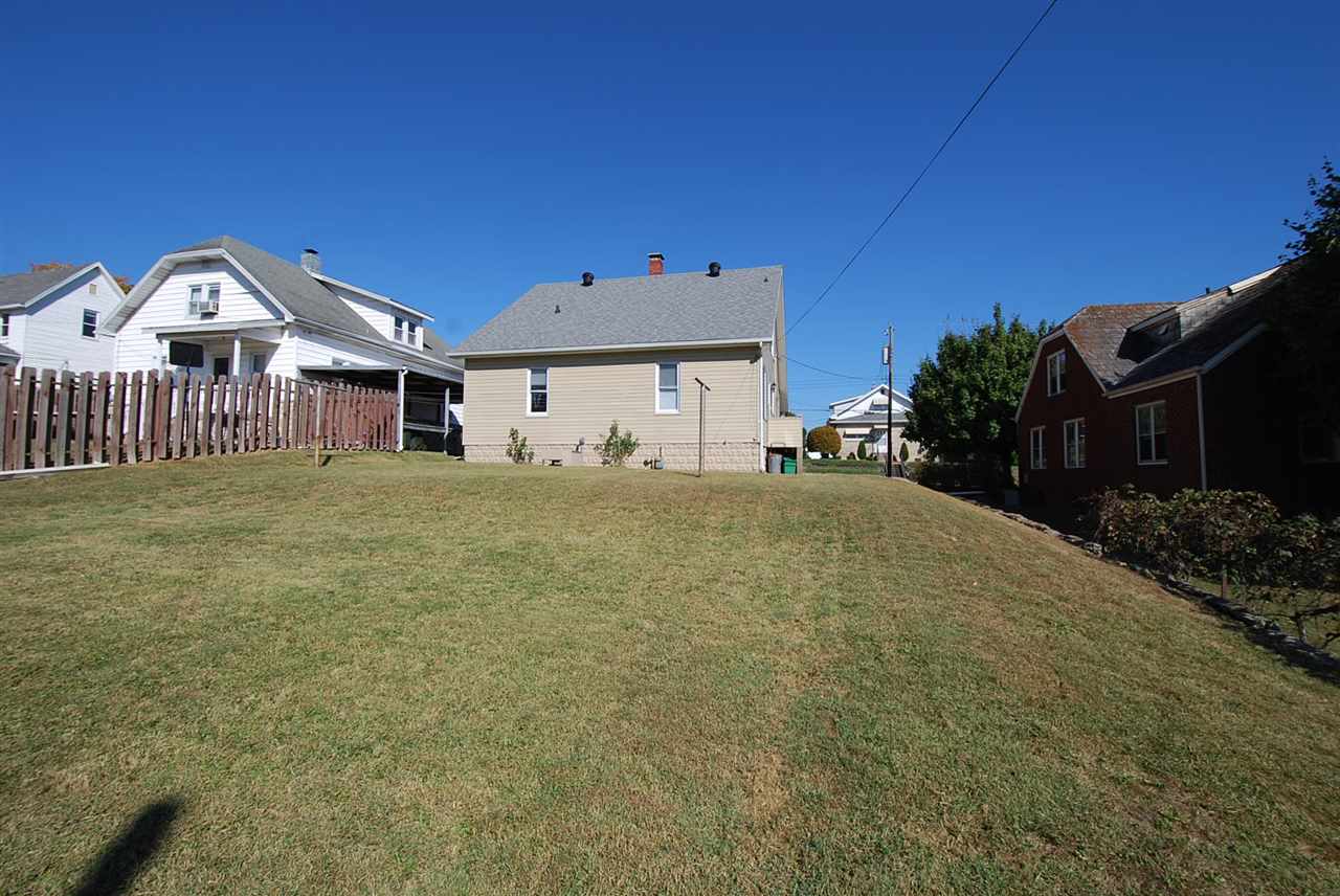 1433 Jackson St, Jasper, IN 47546 photo 12