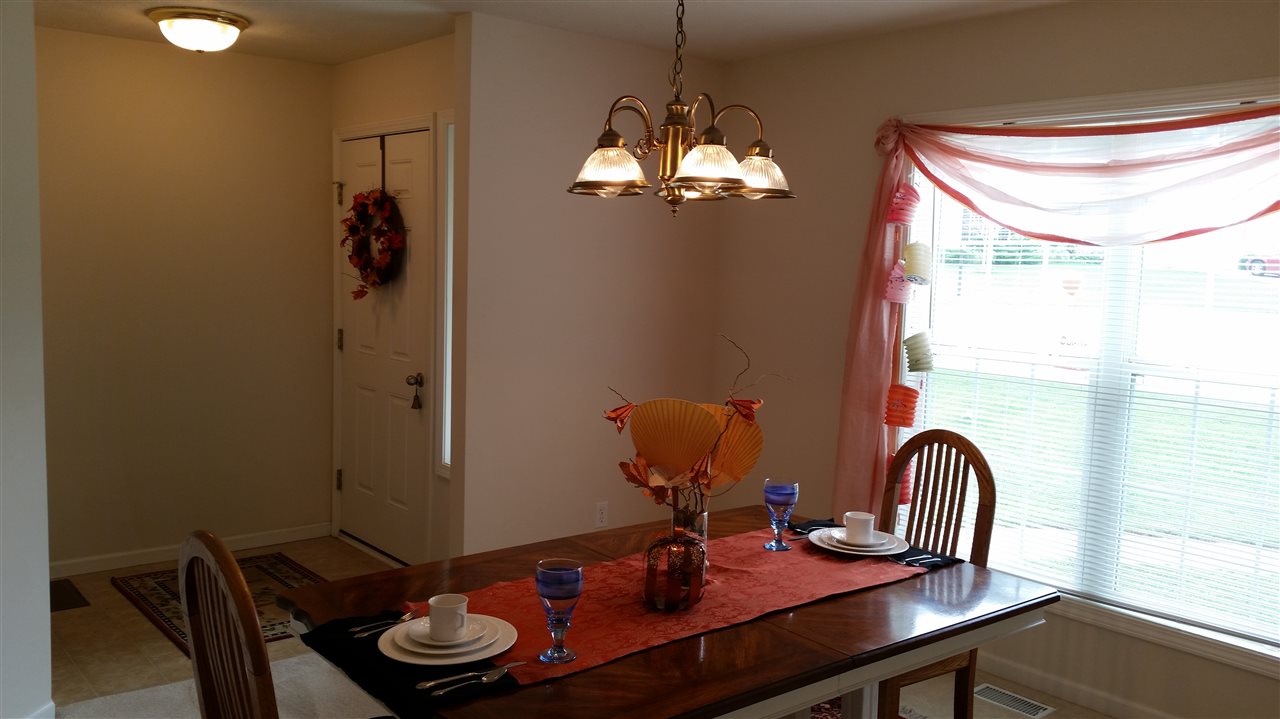 55444 Falling Water Dr, Elkhart, IN 46514 photo 5