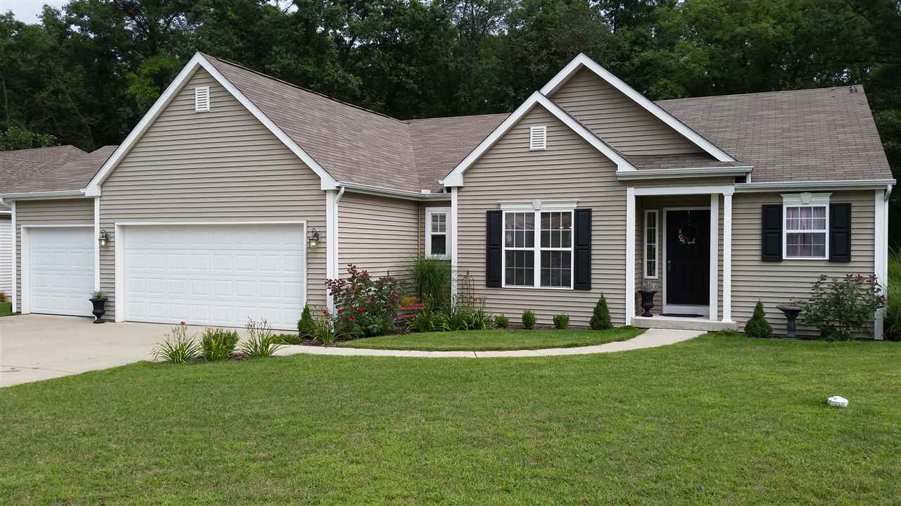 55444 Falling Water Dr, Elkhart, IN 46514 photo 1
