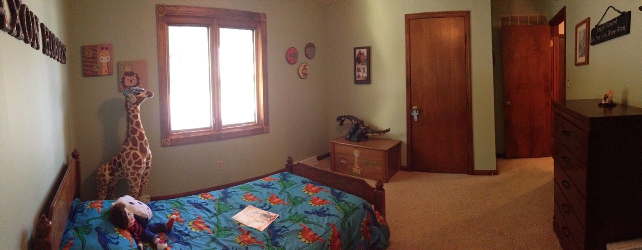 7644 Woodland Dr, Newburgh, IN 47630 photo 2
