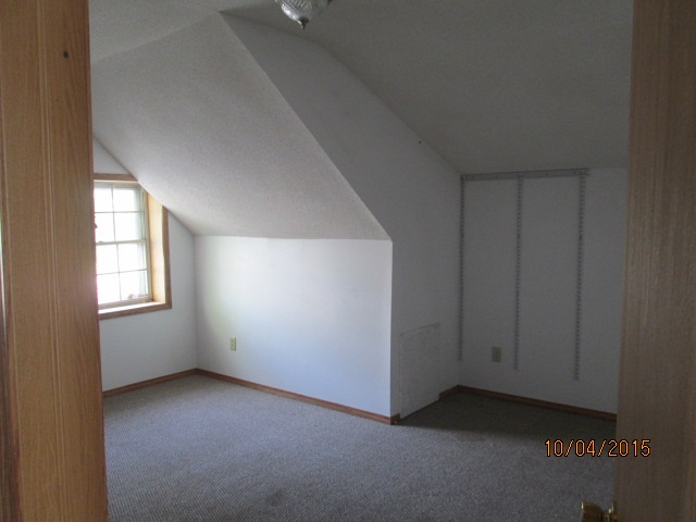 264 E Water St, Berne, IN 46711 photo 5