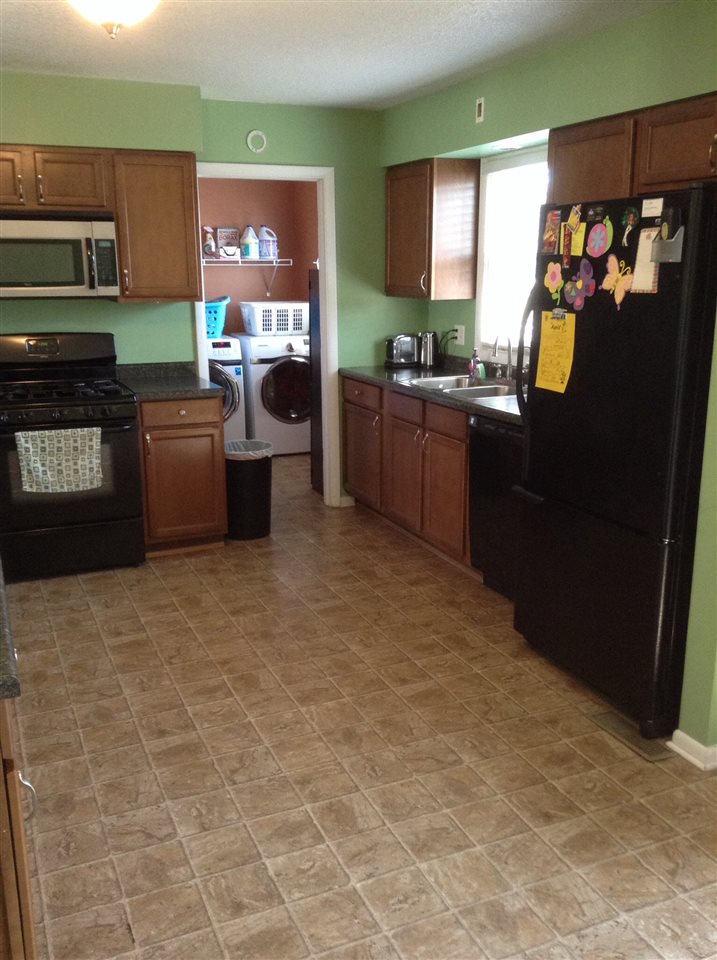 7409 Baylor Dr, Fort Wayne, IN 46819 photo 3