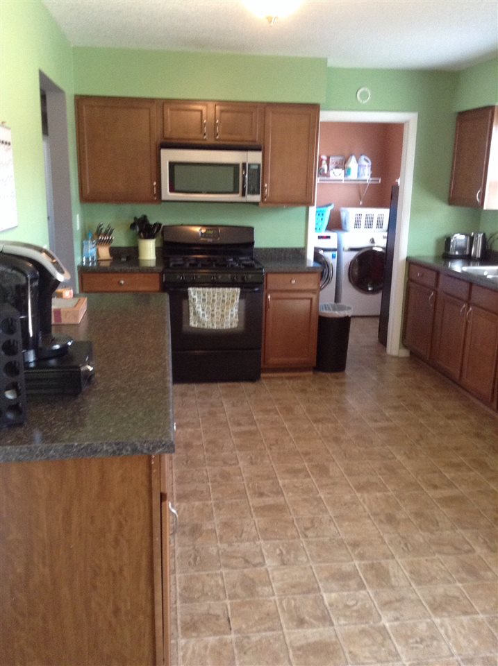 7409 Baylor Dr, Fort Wayne, IN 46819 photo 4