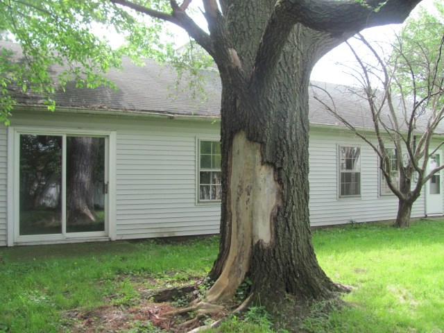 2208 Summerfield Dr, Lafayette, IN 47909 photo 3
