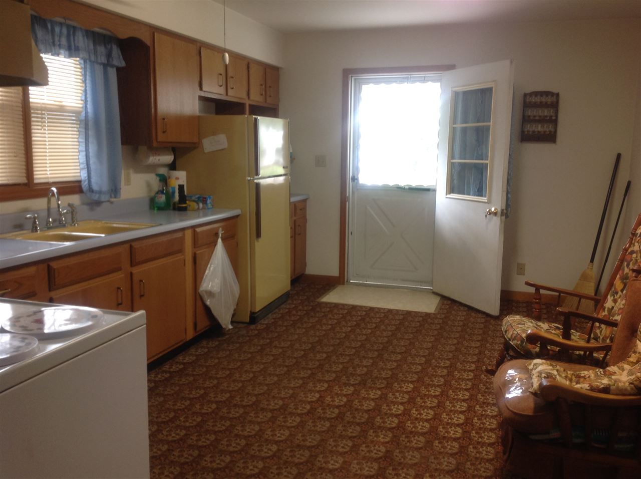 1101 Tulip St, Mitchell, IN 47446 photo 2