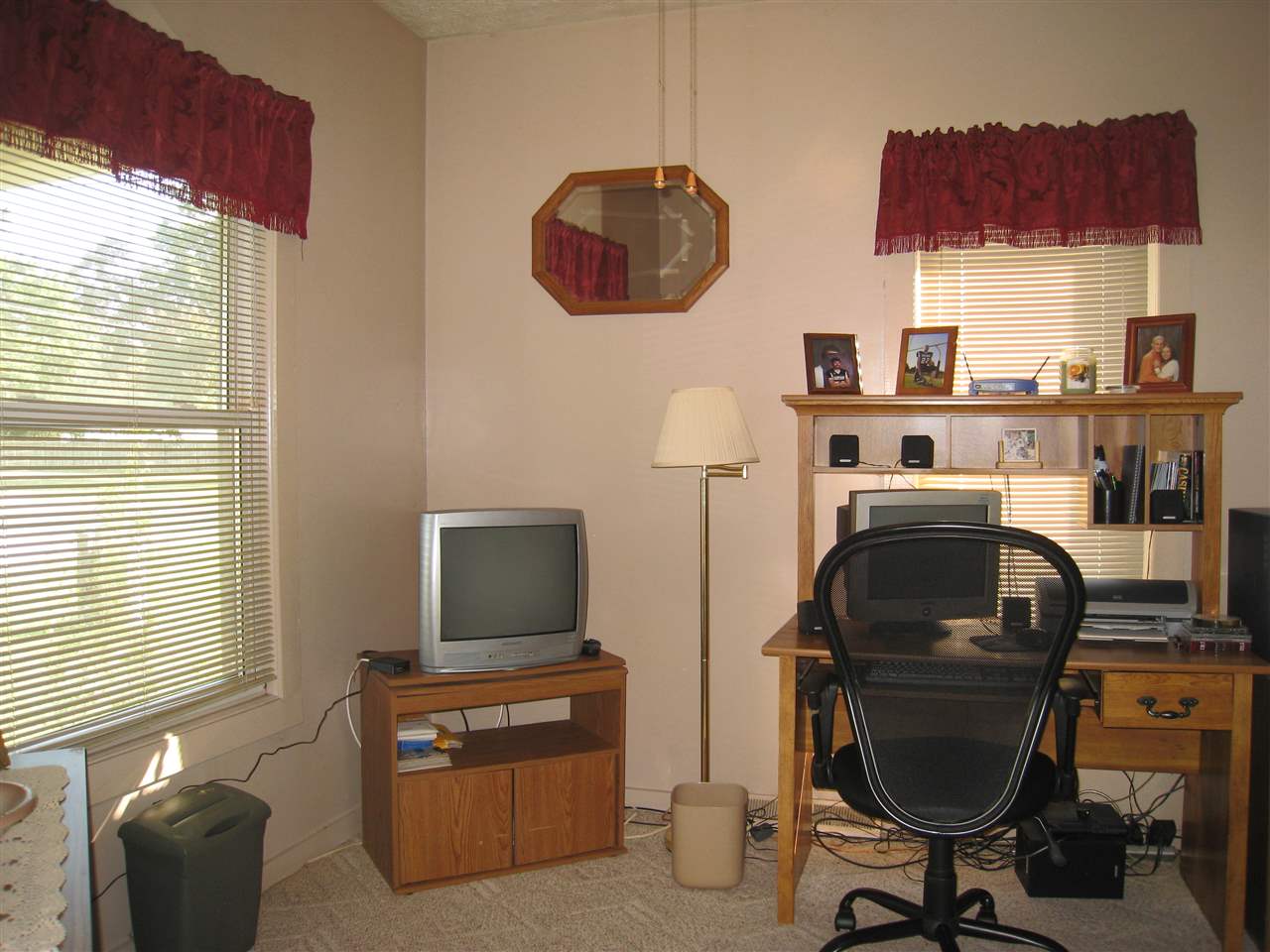 56777 Oak Rd, South Bend, IN 46619 photo 11