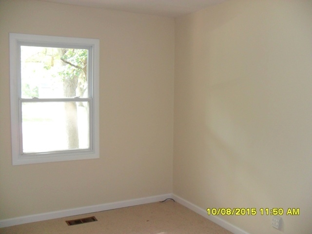 23085 Marydale Dr, Elkhart, IN 46517 photo 5