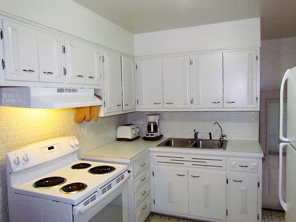 1800 Broadmoor Ave, Evansville, IN 47714 photo 11