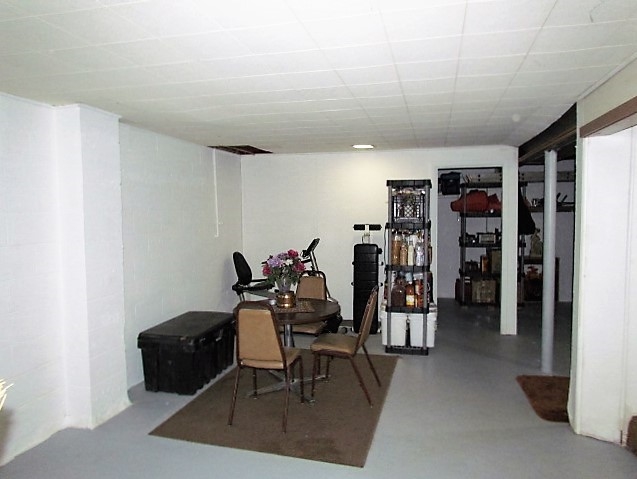 1800 Broadmoor Ave, Evansville, IN 47714 photo 13