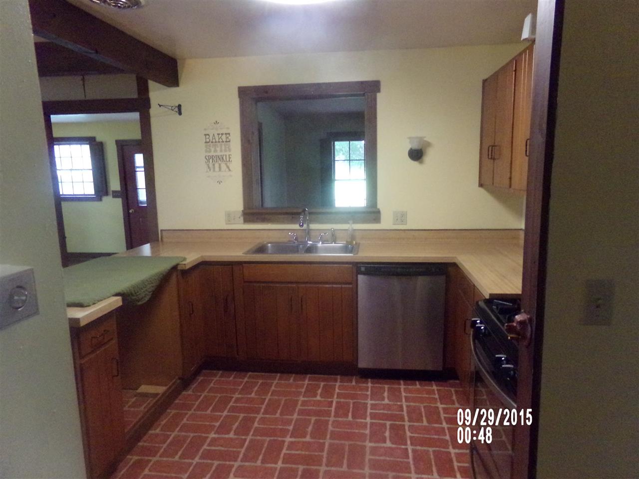 9654 S Springboro Rd, Brookston, IN 47923 photo 8