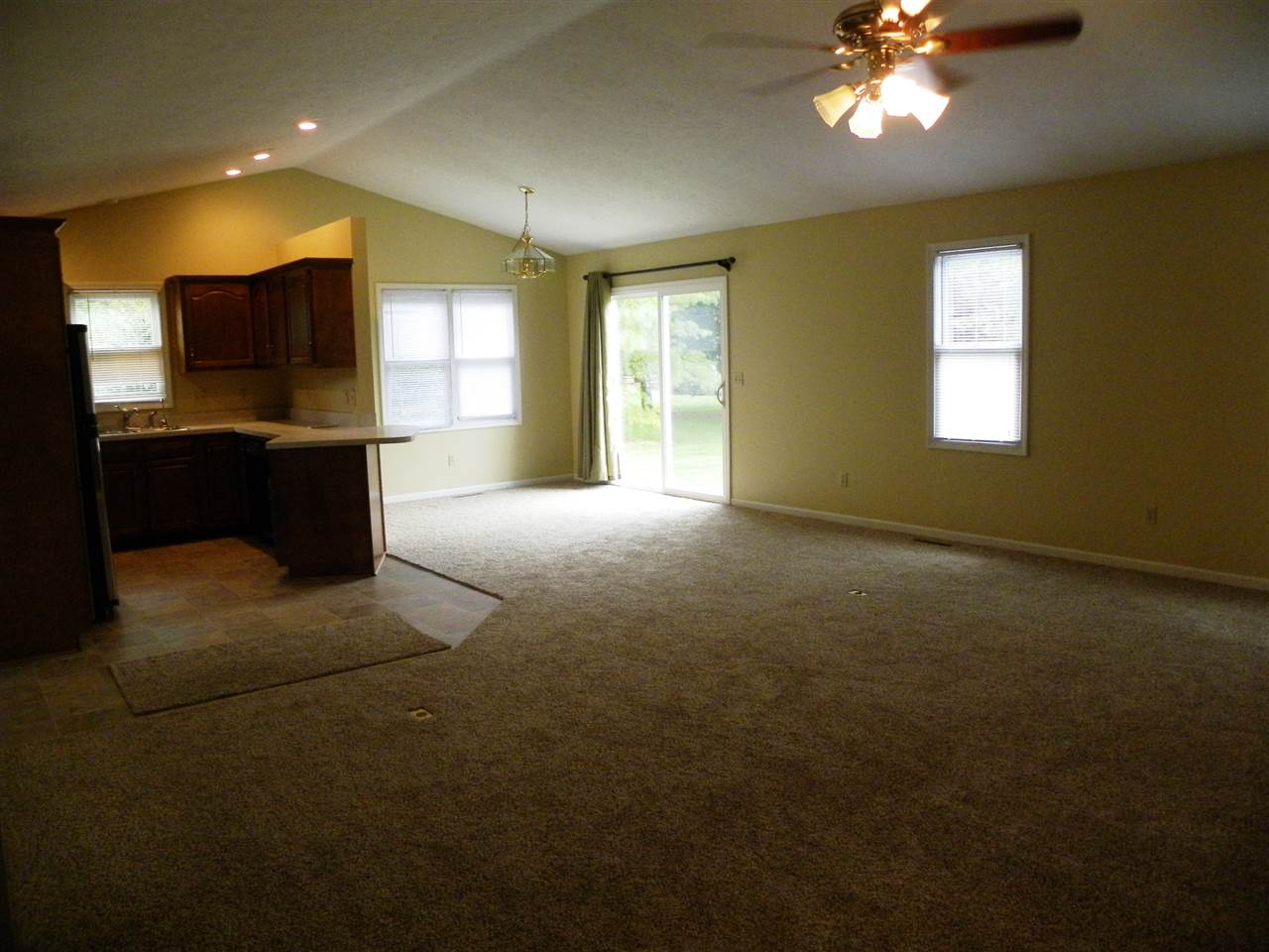 52259 Eagle Chase Dr, Granger, IN 46530 photo 2