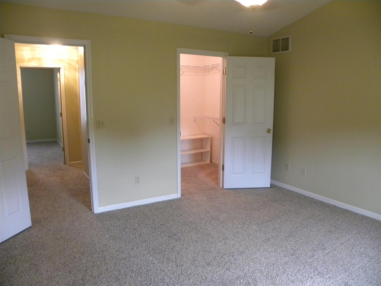 52259 Eagle Chase Dr, Granger, IN 46530 photo 10